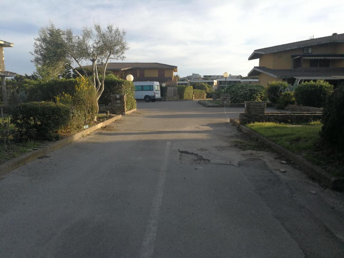 Appartamento L' Elicriso, A Pochi Passi Dal Mare Con Giardino Privato - The Elicriso, A Few Meters From The Sea, With Private Garden Stintino Esterno foto